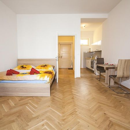 Beautiful Central Apartment Thámova Praga Exterior foto