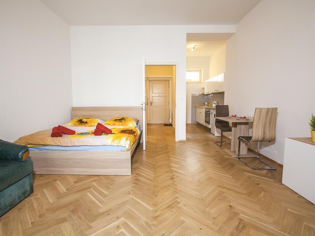 Beautiful Central Apartment Thámova Praga Exterior foto