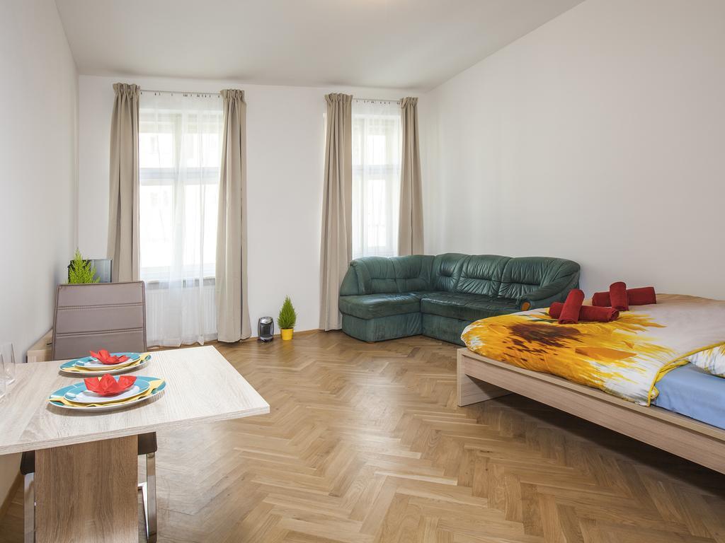 Beautiful Central Apartment Thámova Praga Exterior foto