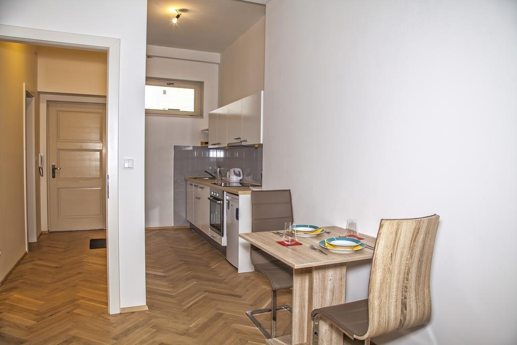 Beautiful Central Apartment Thámova Praga Exterior foto